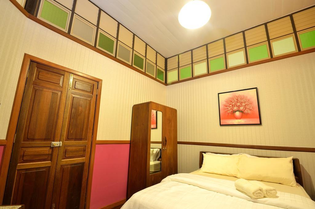 Yong Yi Yuen Guesthouse George Town Rum bild